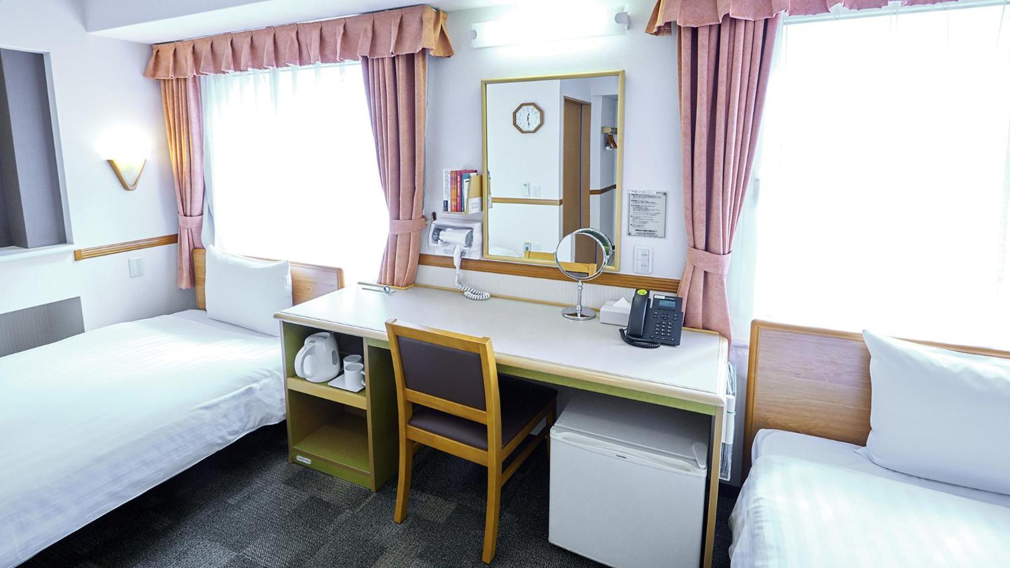 Toyoko Inn Shonan Hiratsuka Eki Kita Guchi No 1 חדר תמונה