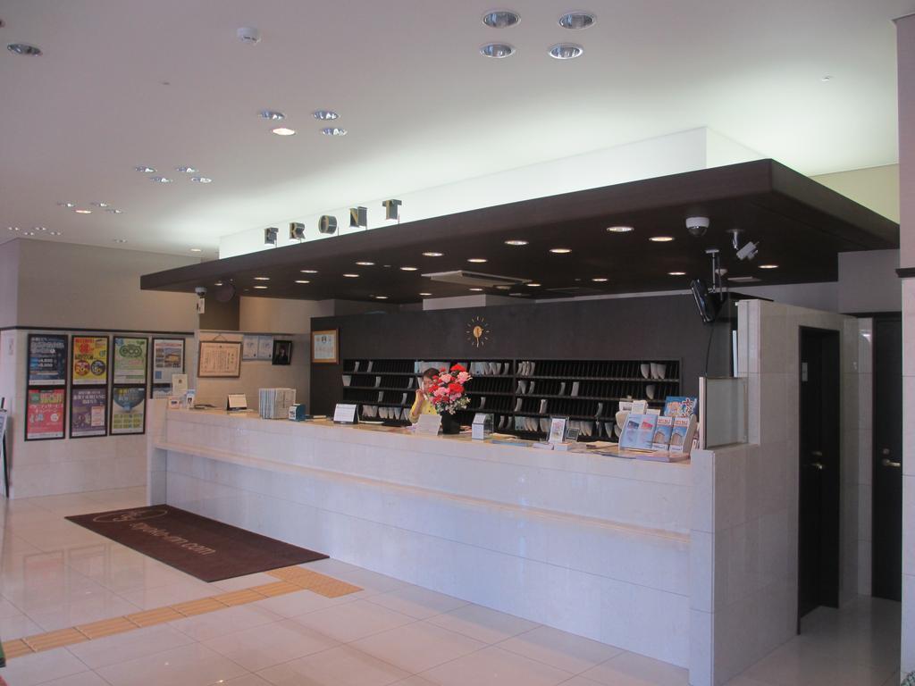 Toyoko Inn Shonan Hiratsuka Eki Kita Guchi No 1 מראה חיצוני תמונה